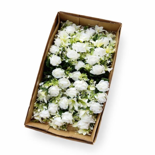 Kytica ruža s ľaliou ležata x12 s pvc doplnkom cream – Obrázok 2